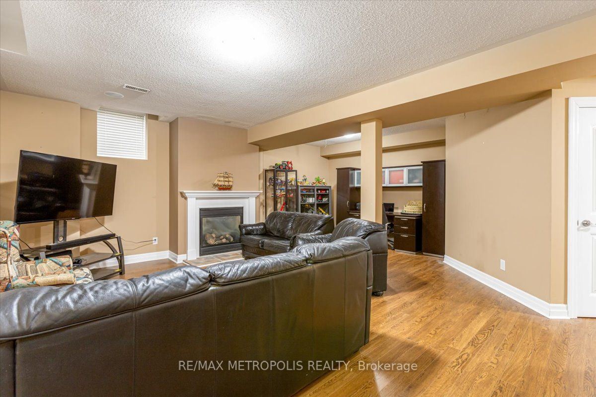 55 Campbell Dr