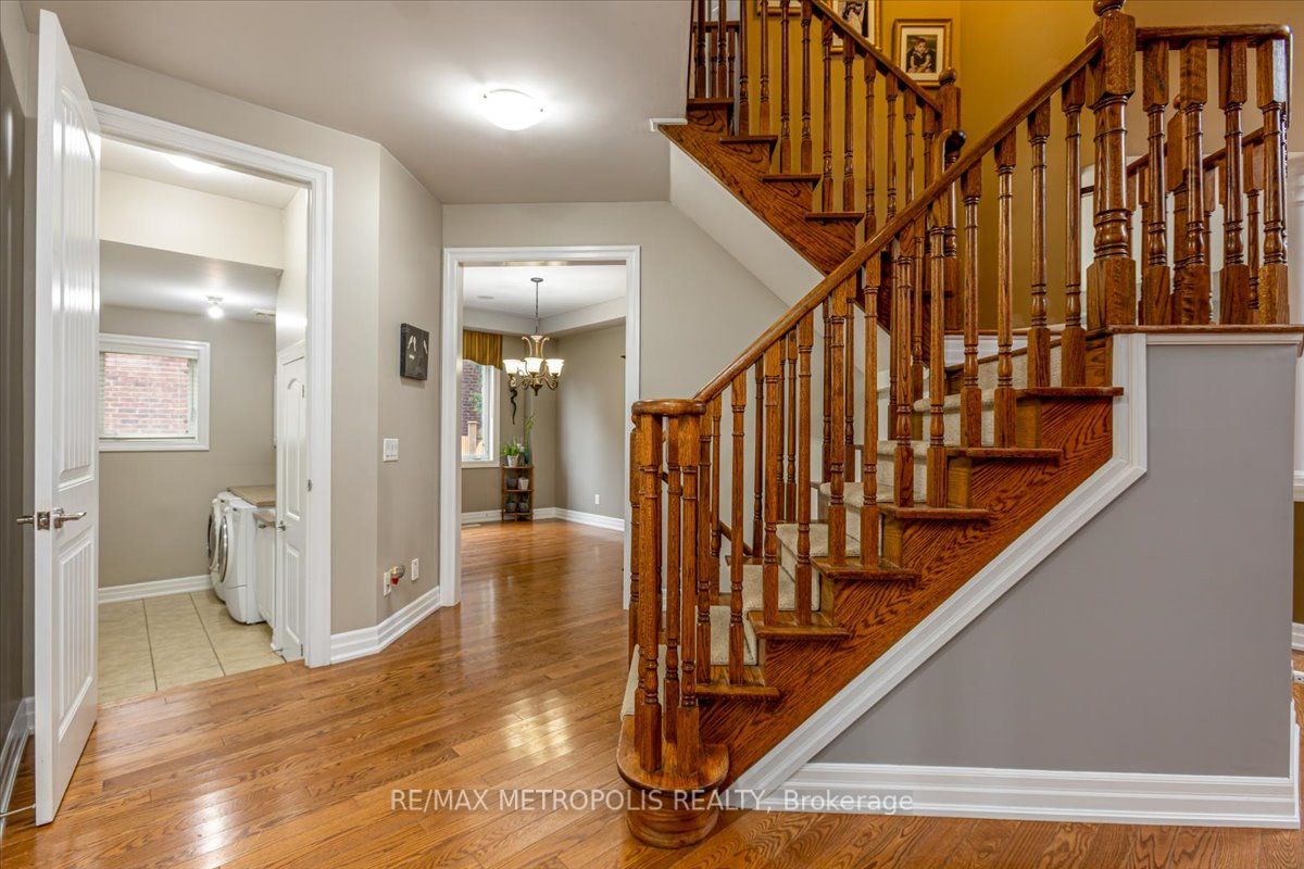 55 Campbell Dr