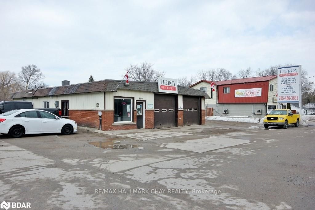 1258 Killarney Beach Rd