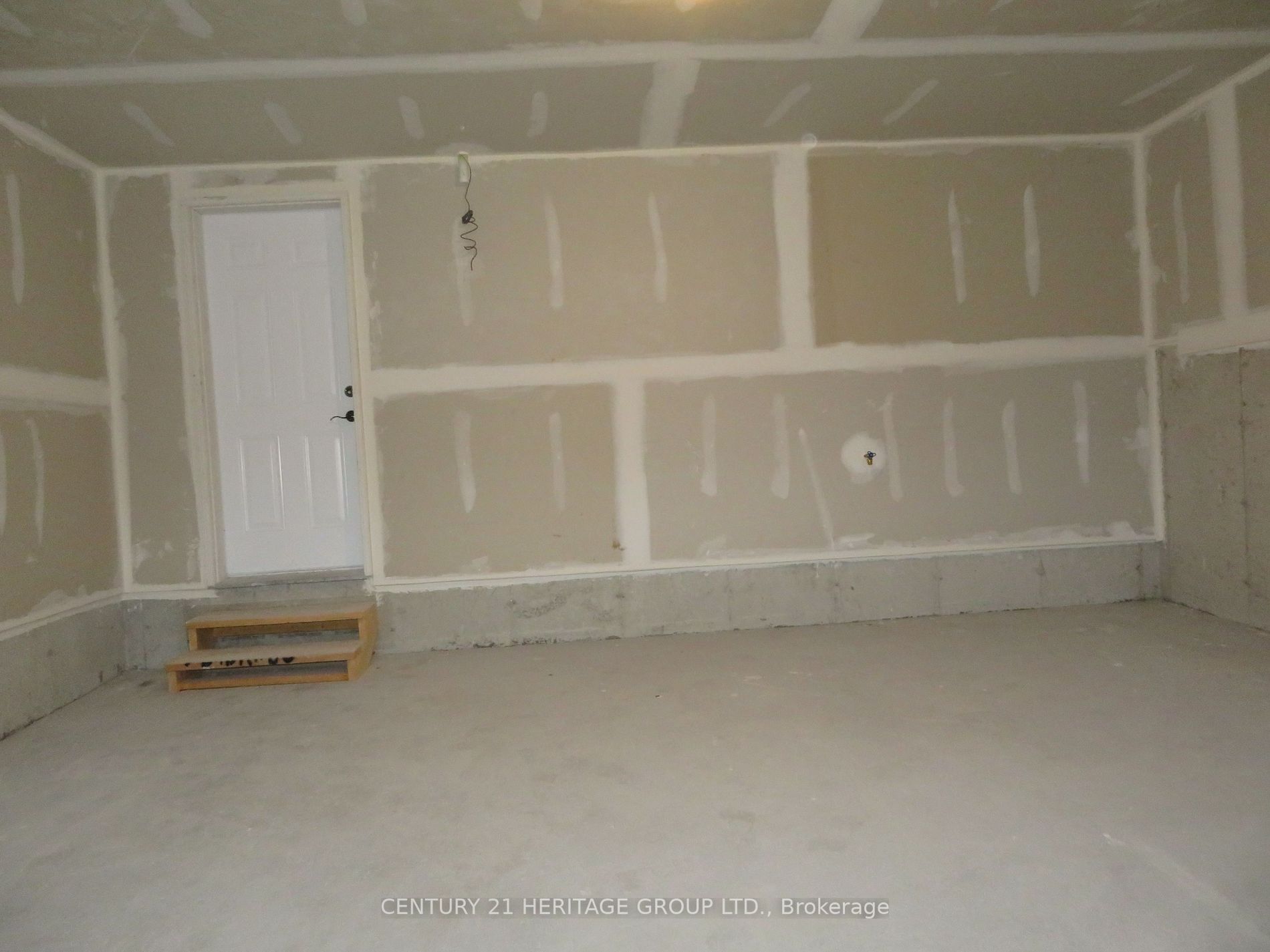 36 Janes Cres