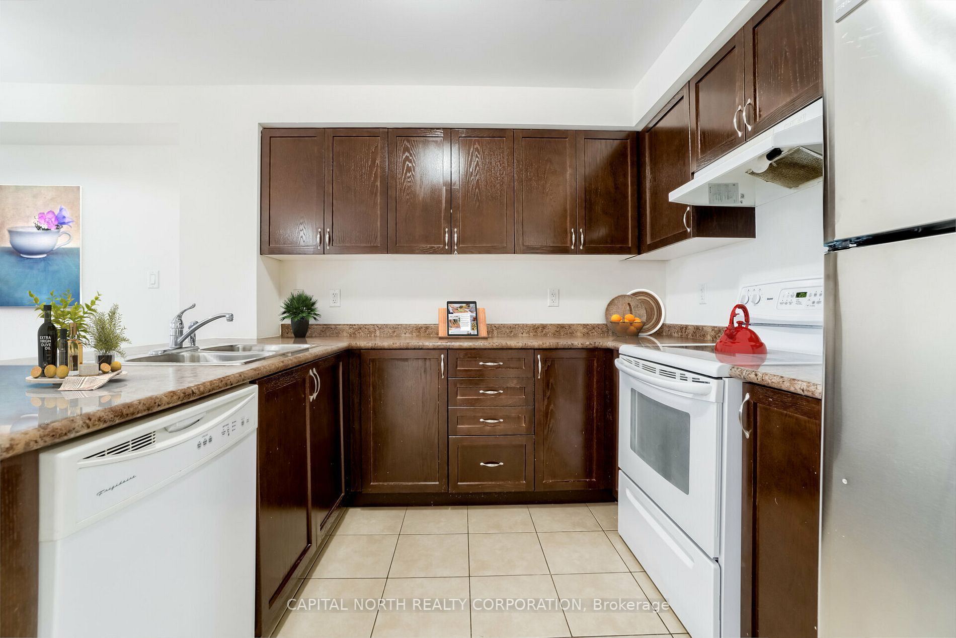208 Summerlyn Tr