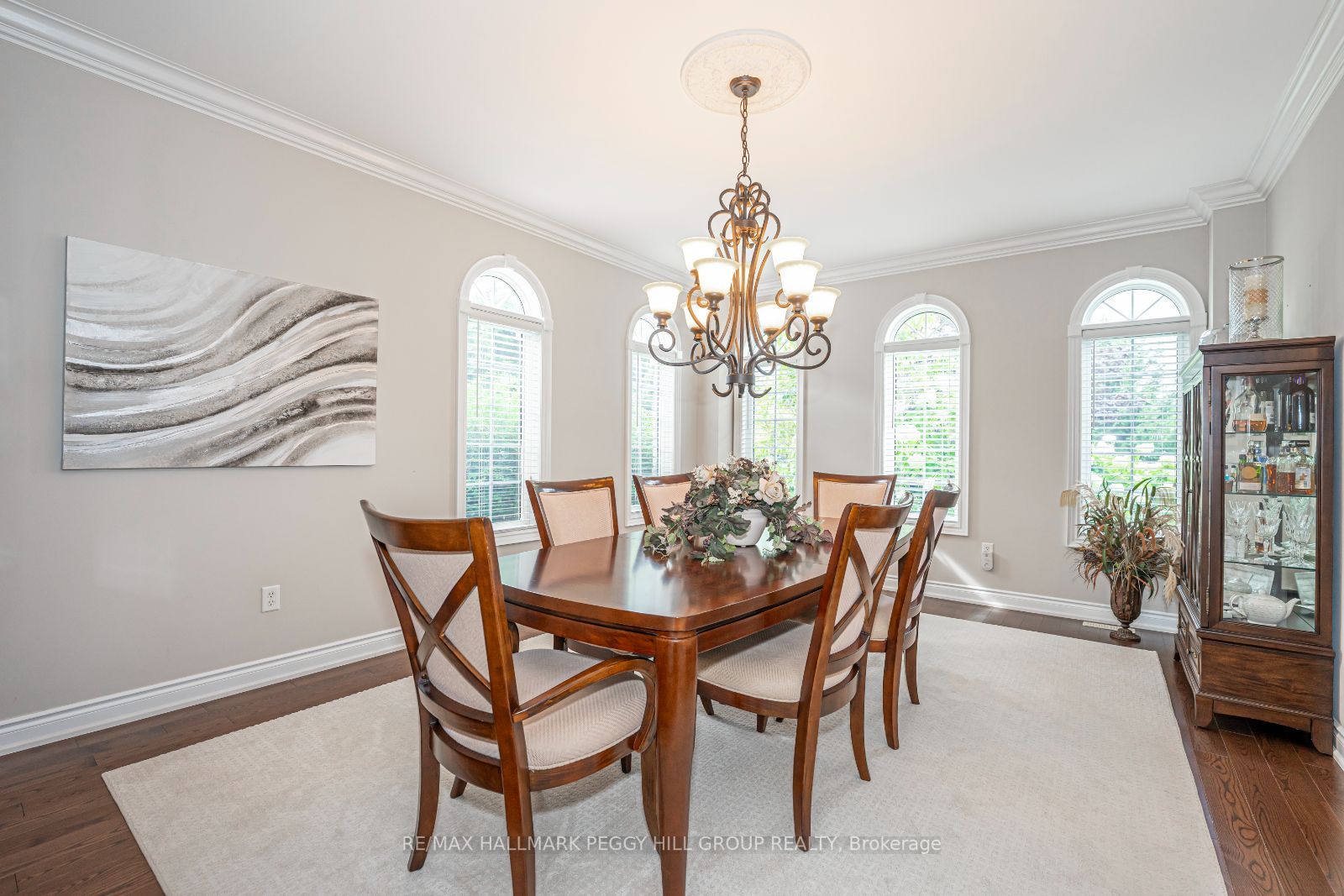 15 Dundas Drive