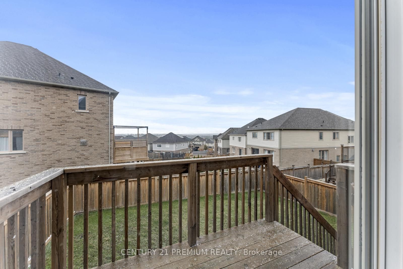 106 Sutcliffe Way S