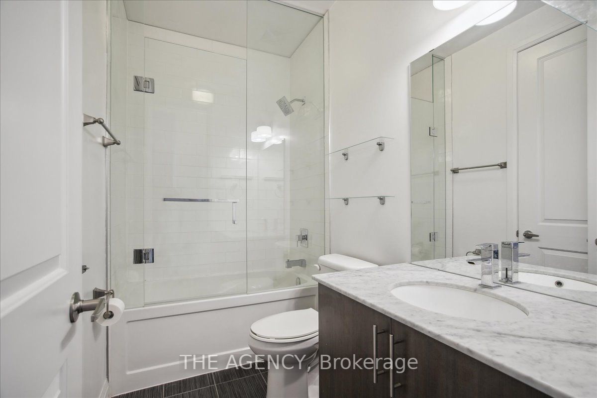 15277 Yonge St, #417