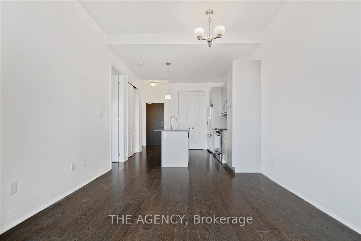 15277 Yonge St, #417