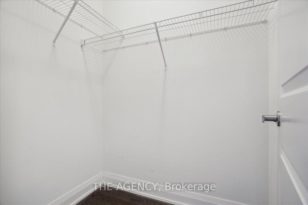 15277 Yonge St, #417
