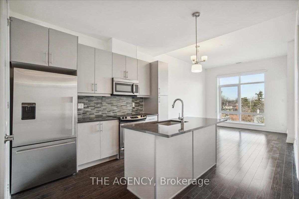 15277 Yonge St, #417