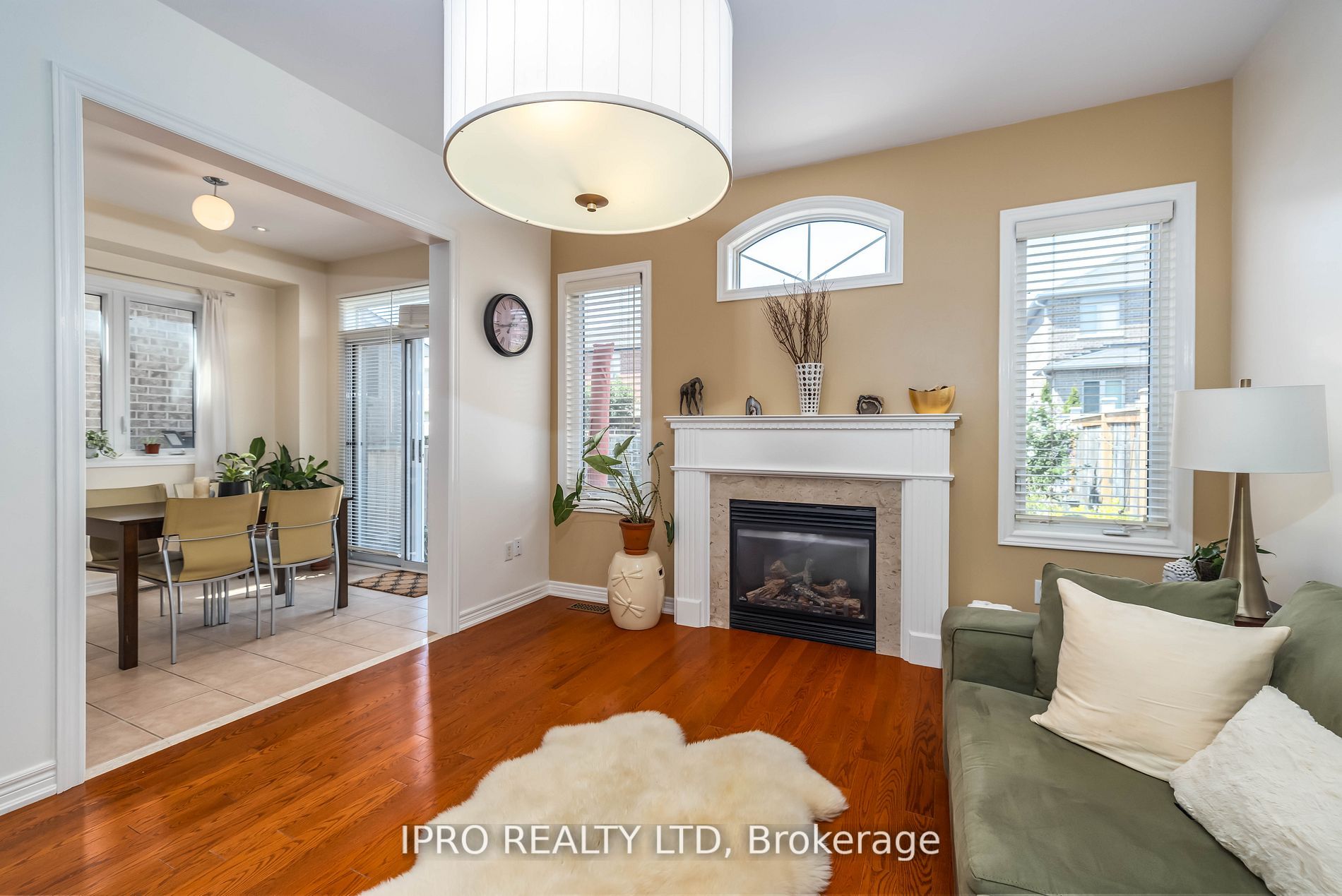 120 Canada Dr
