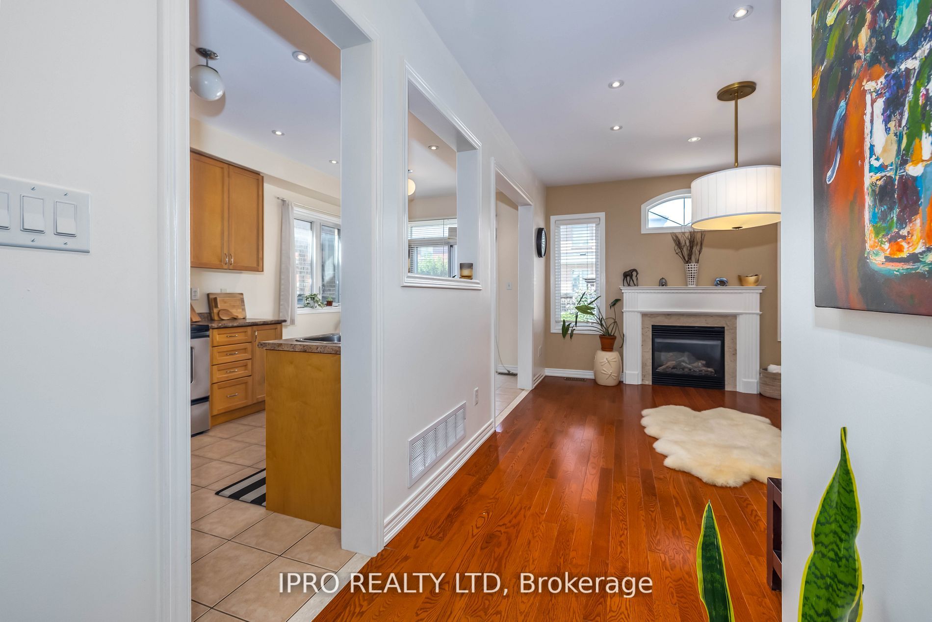 120 Canada Dr
