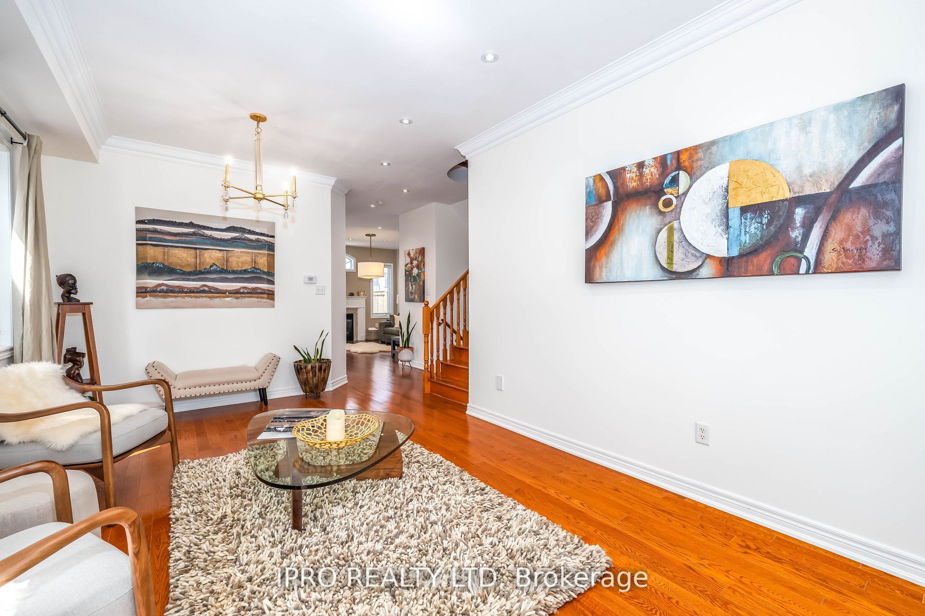 120 Canada Dr