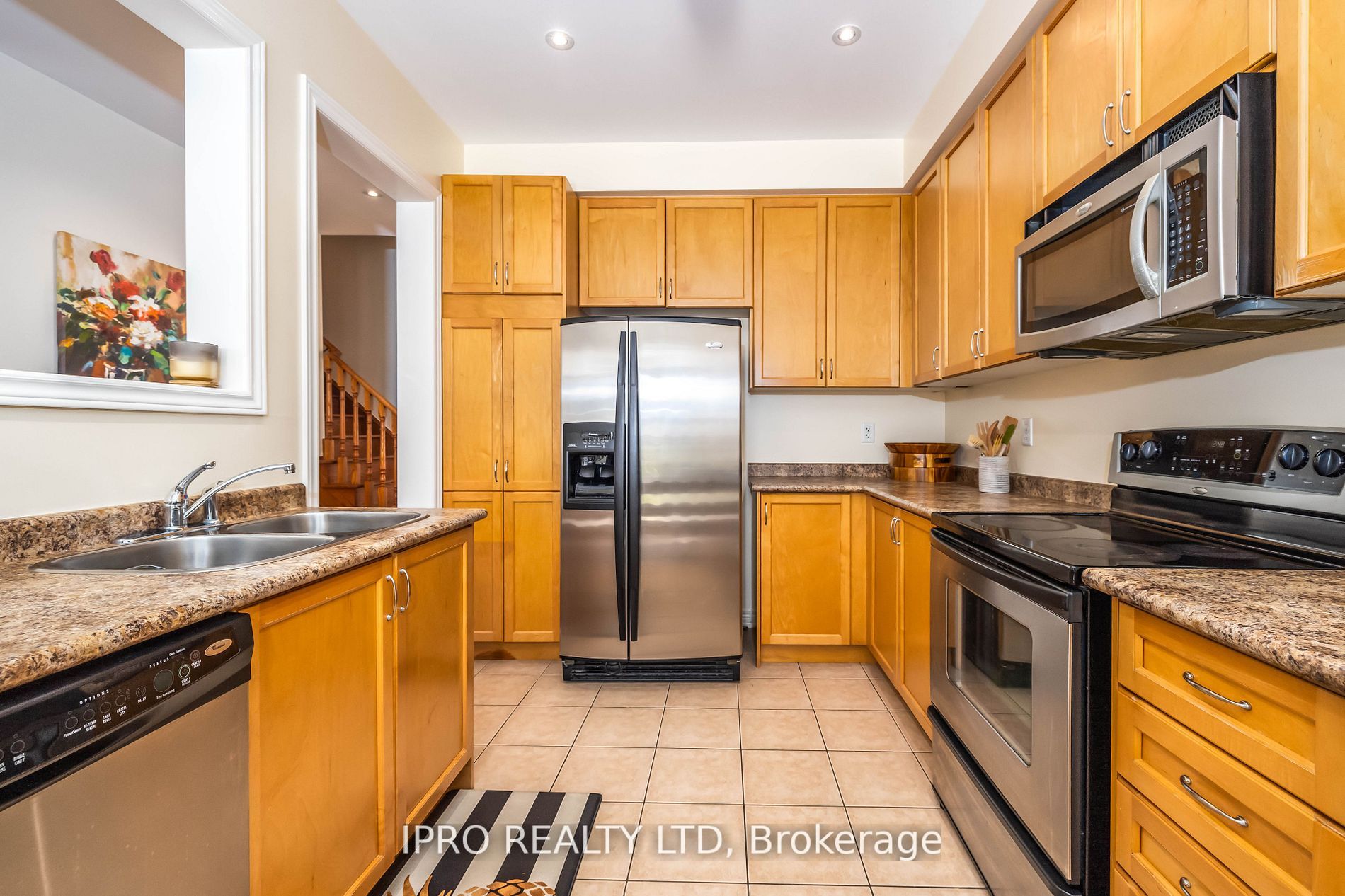 120 Canada Dr