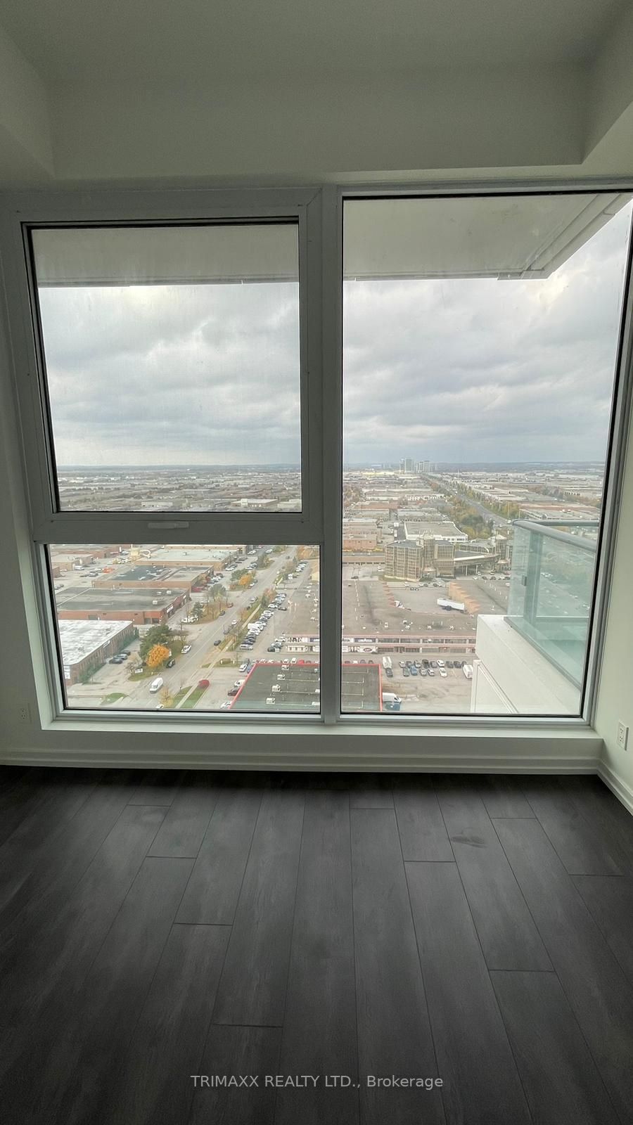 1000 Portage Pkwy, #2512
