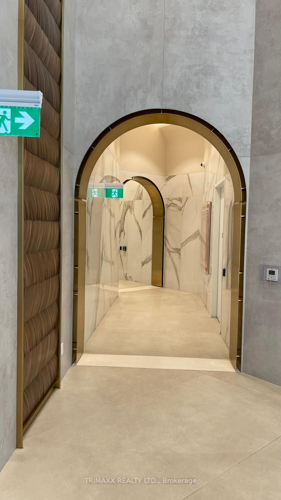 1000 Portage Pkwy, #2512