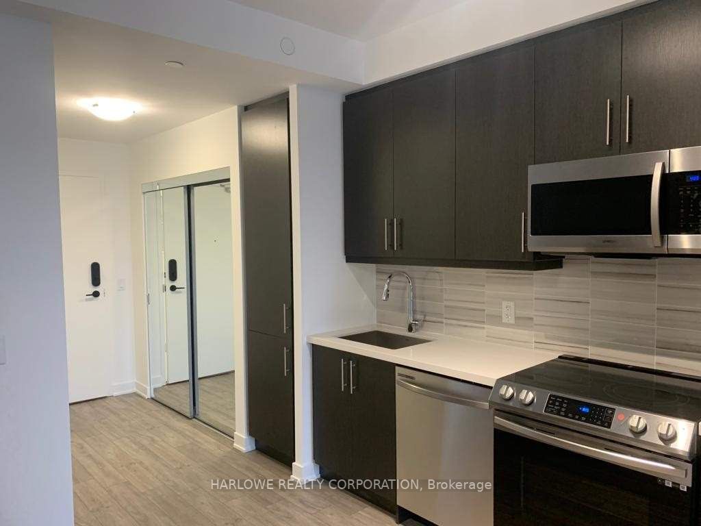 95 Oneida Cres, #506