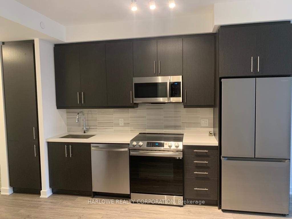 95 Oneida Cres, #506