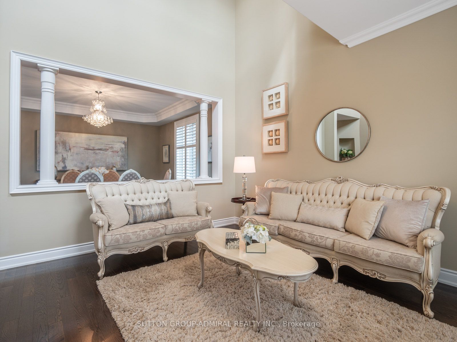 182 Heintzman Cres