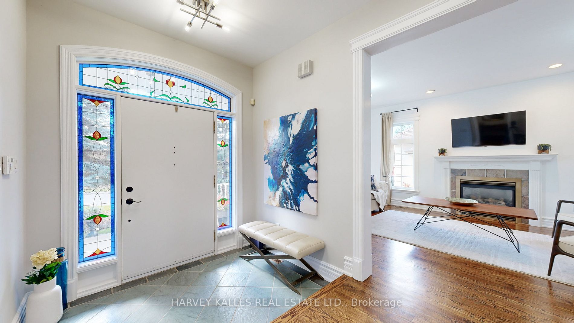 82 English Daisy Crt