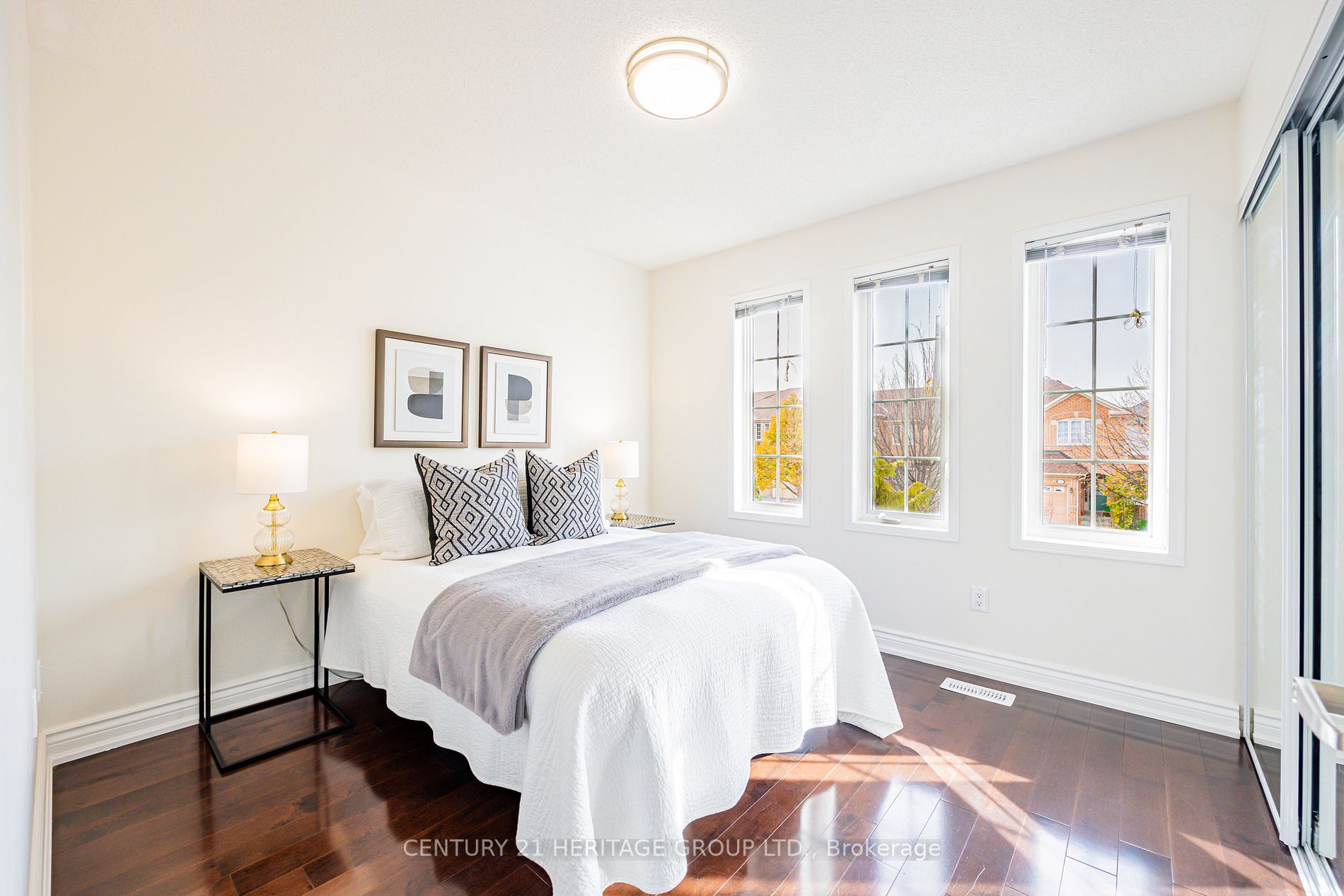 114 Millcliff Circ