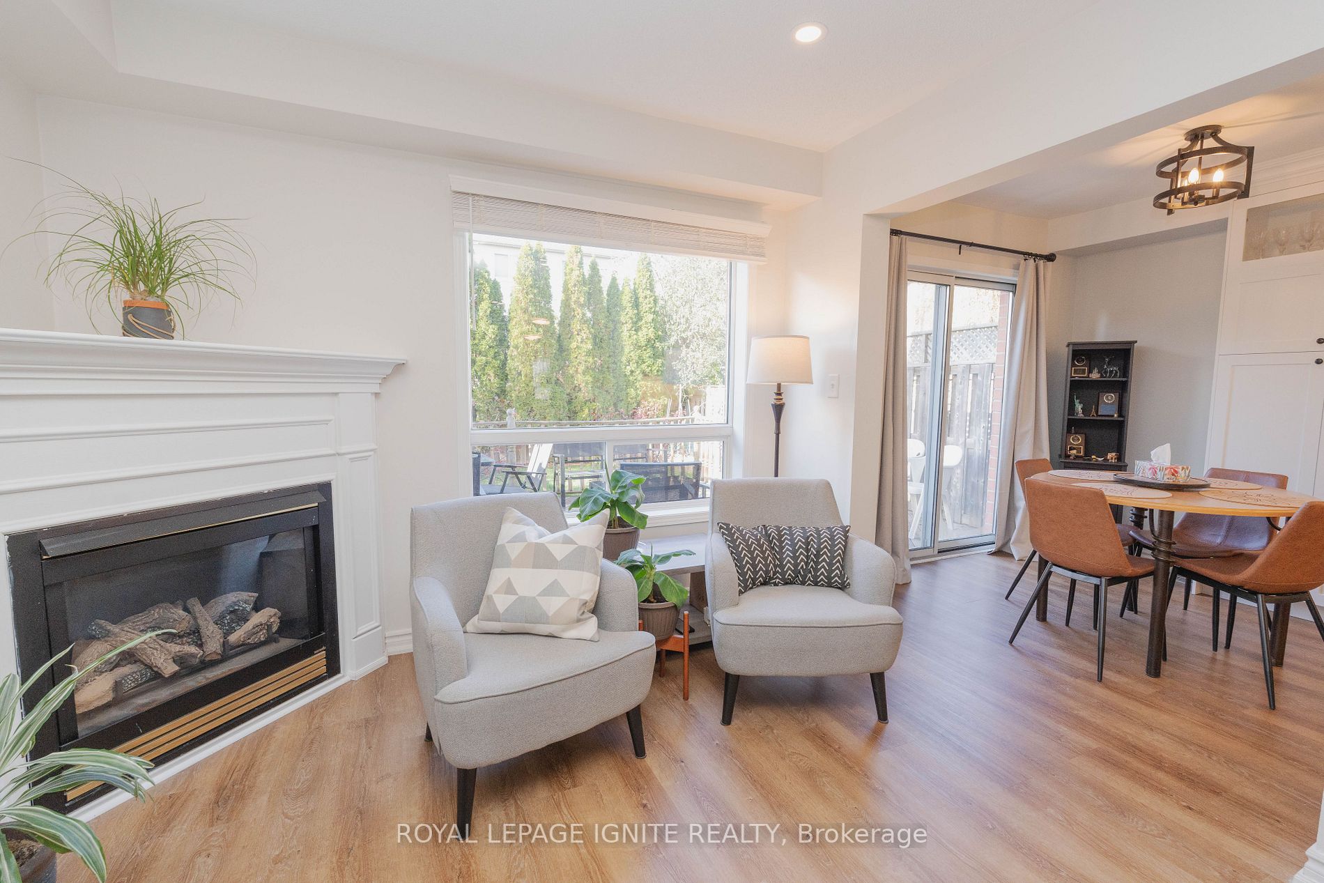39 Hirst Ave