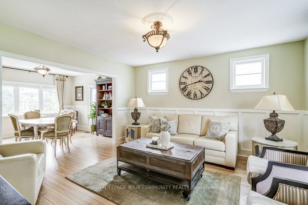 312 Andrew St