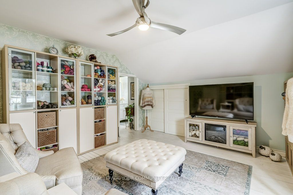 312 Andrew St