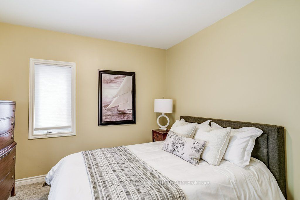 312 Andrew St