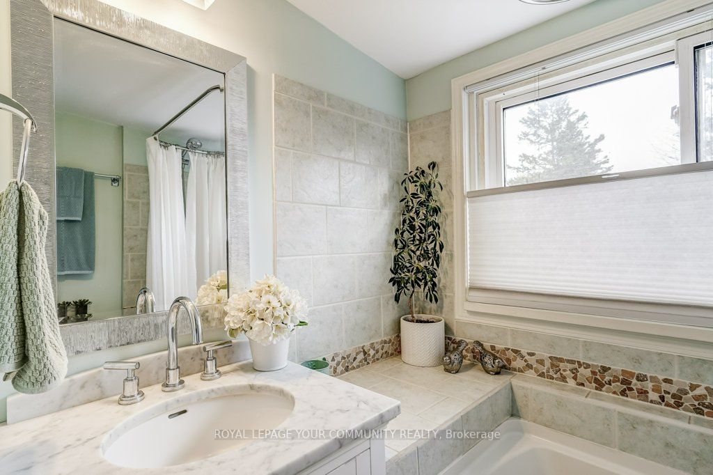 312 Andrew St