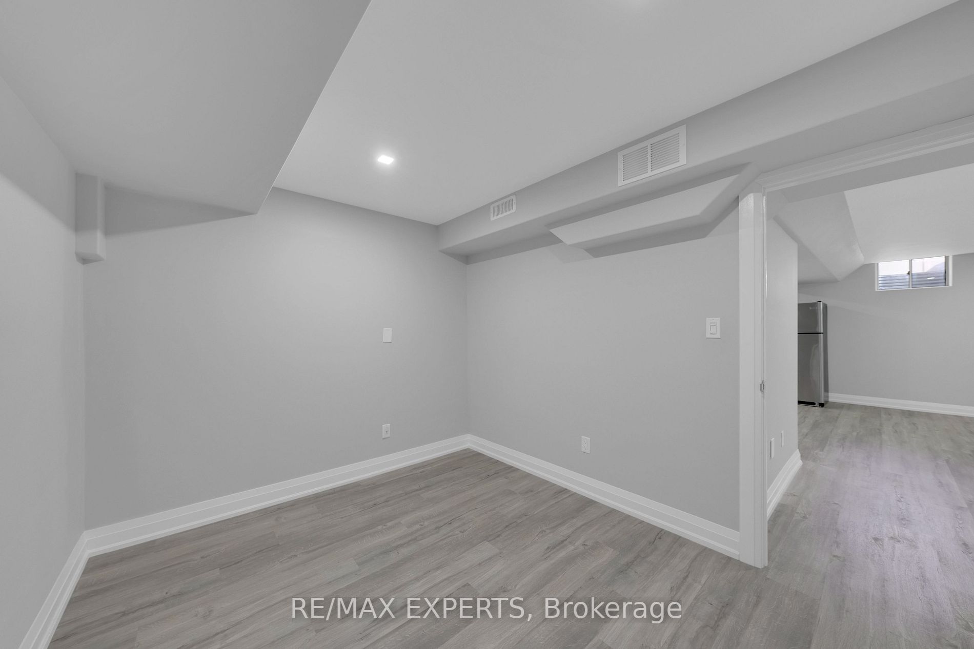 60 Jenkins Ave