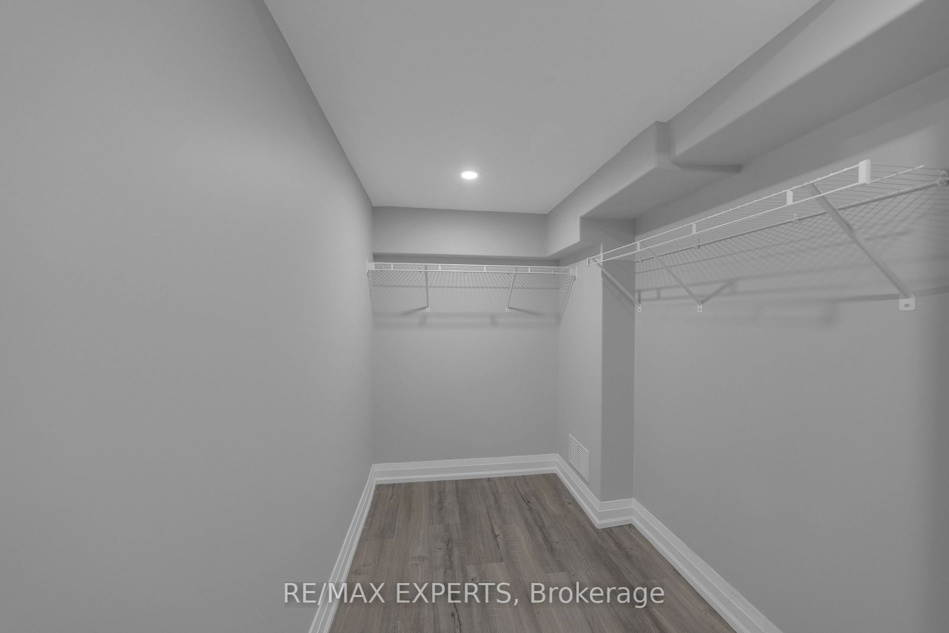 60 Jenkins Ave