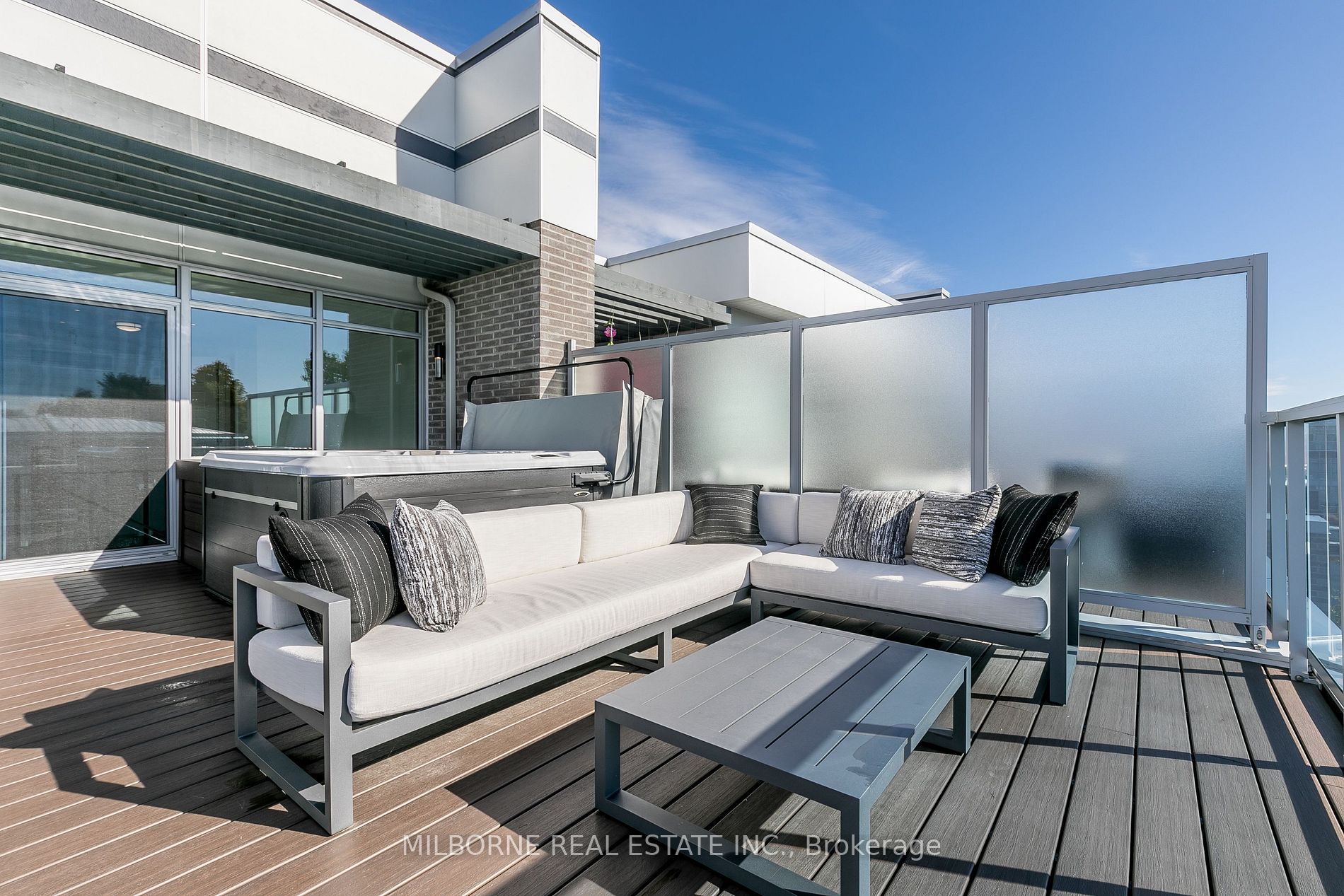 3759 Ferretti Crt