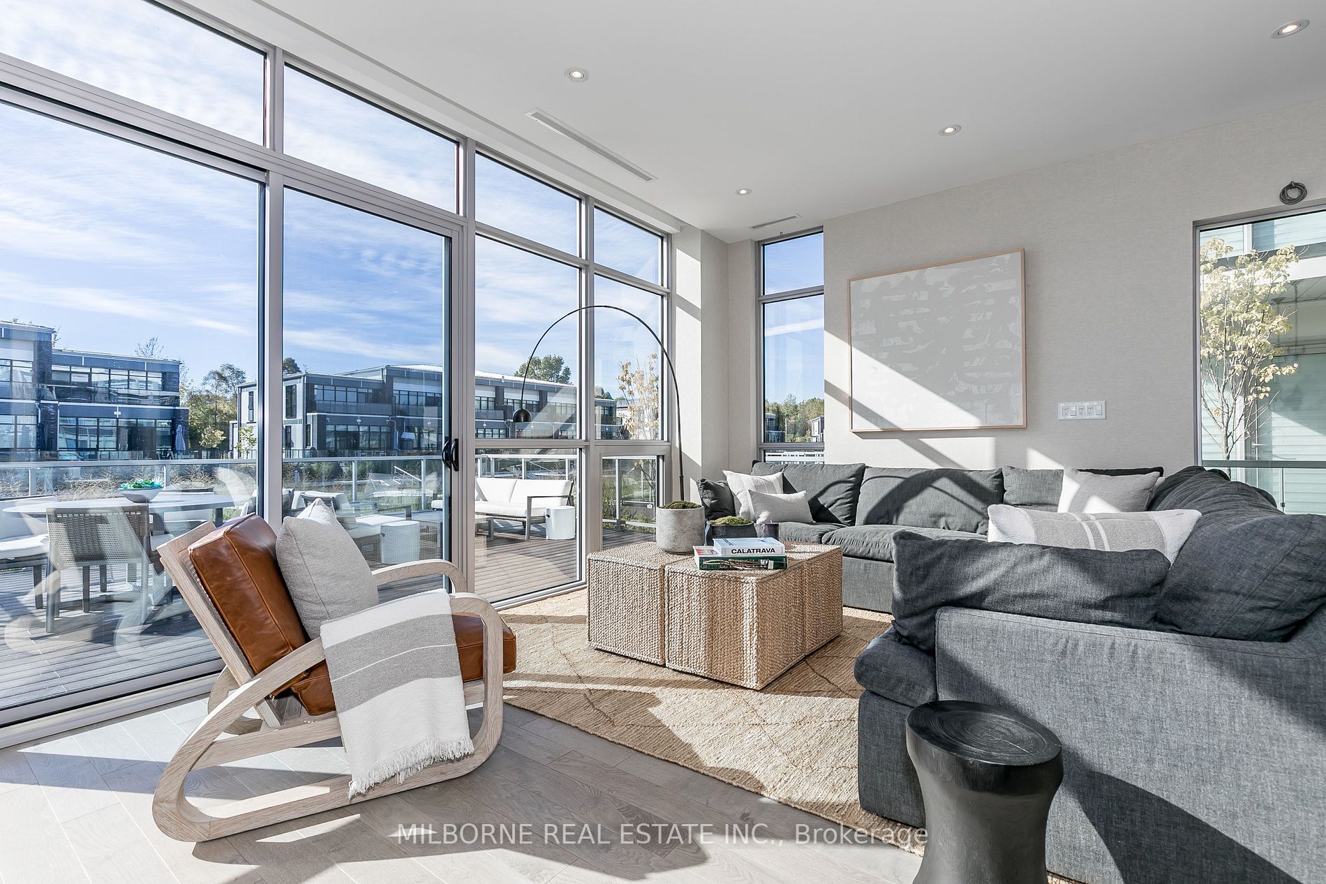 3759 Ferretti Crt