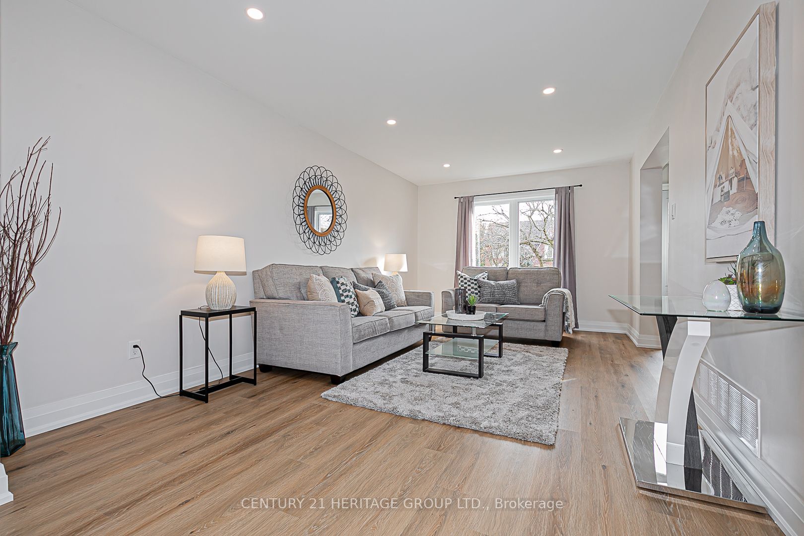 127 Crossland Gate