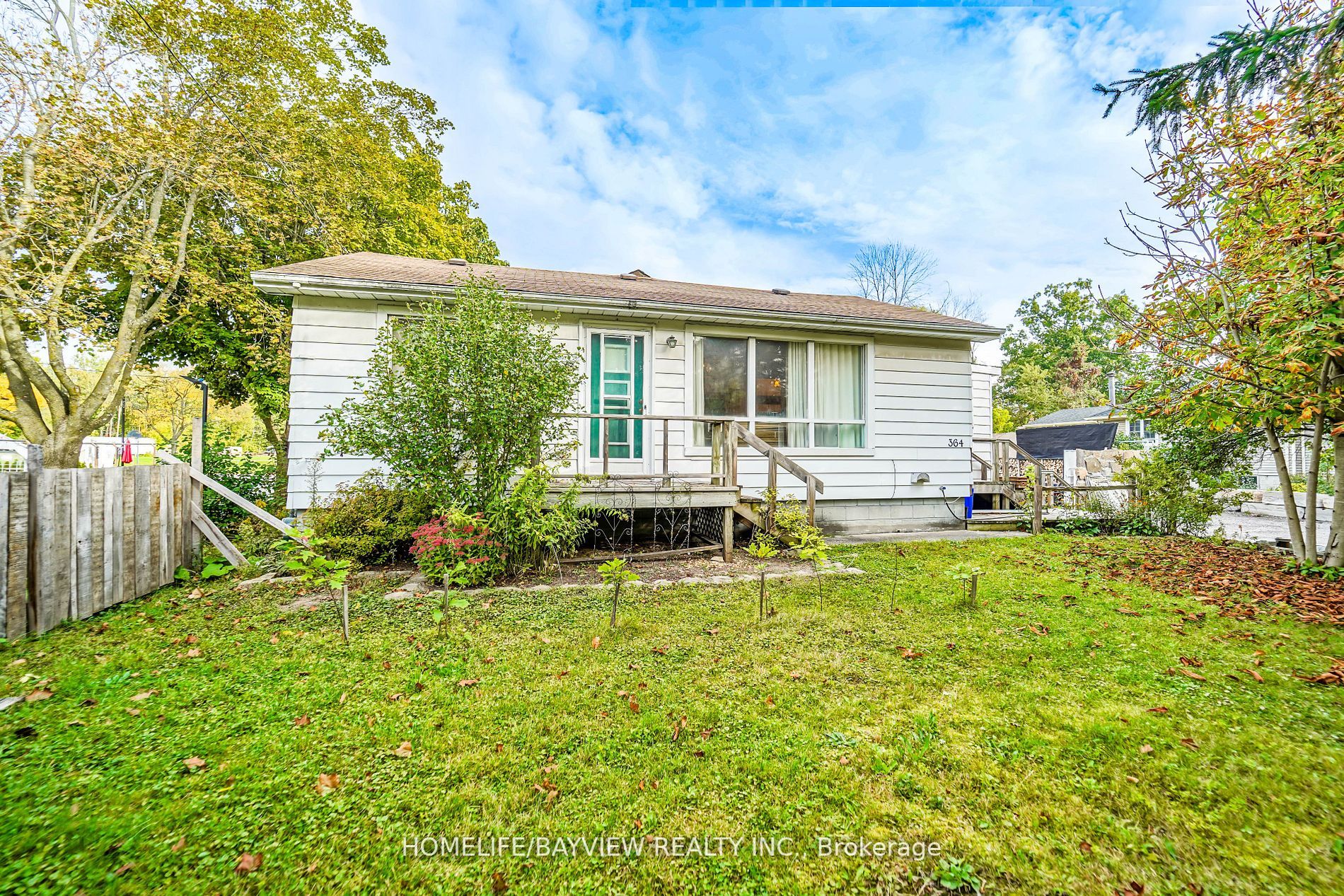 364 Queensville Sdrd W