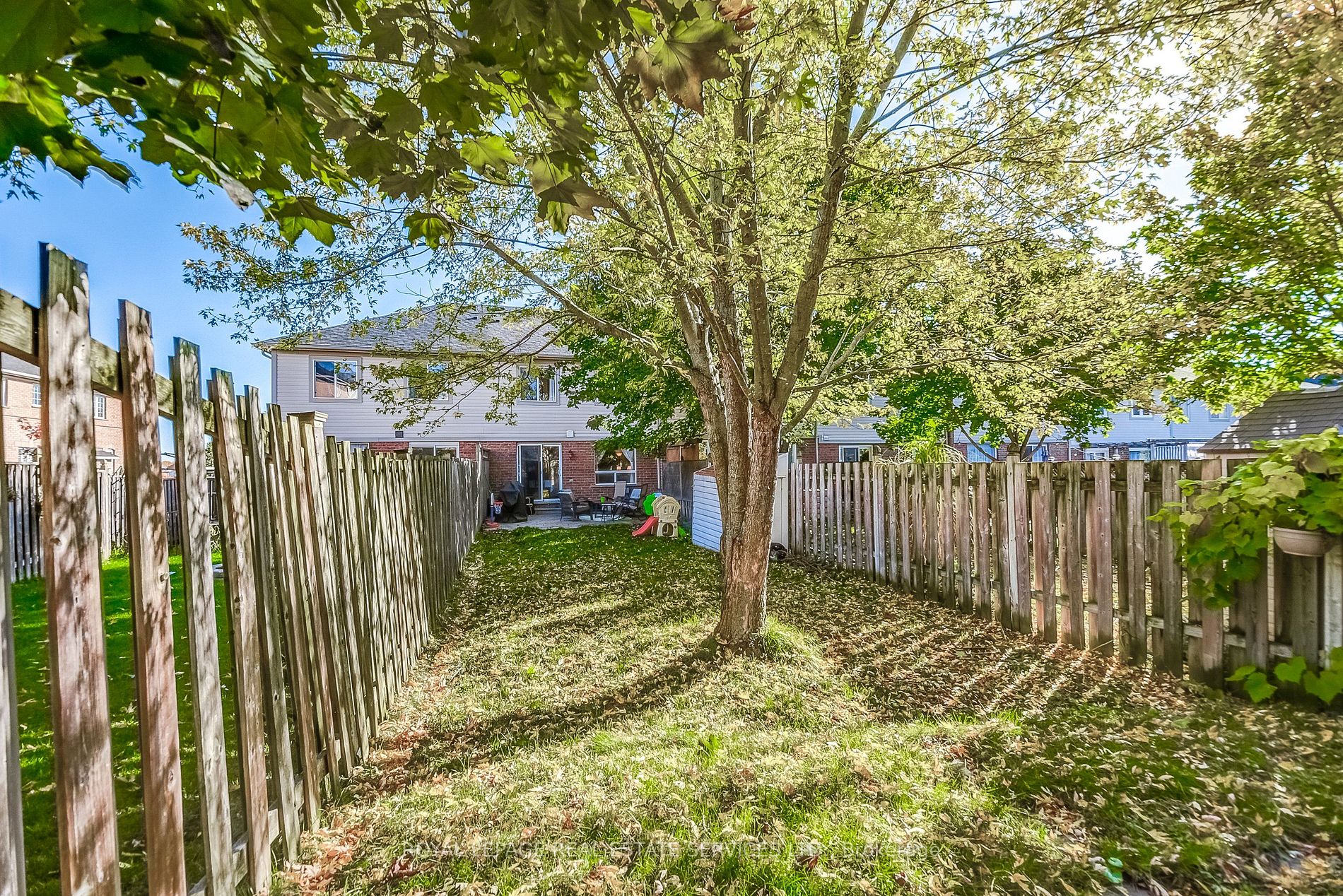 3 Crittenden Dr