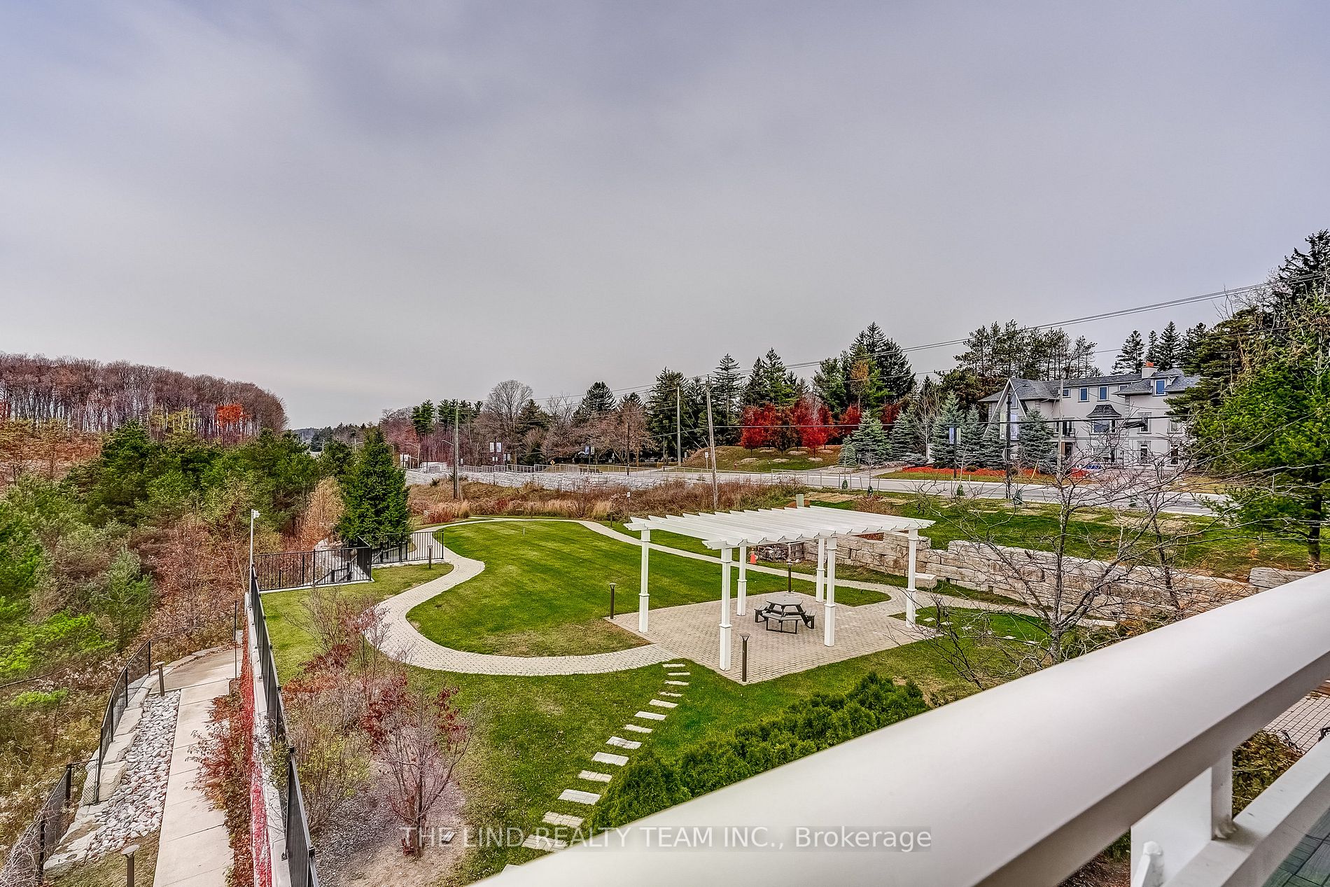 80 Burns Blvd, #227