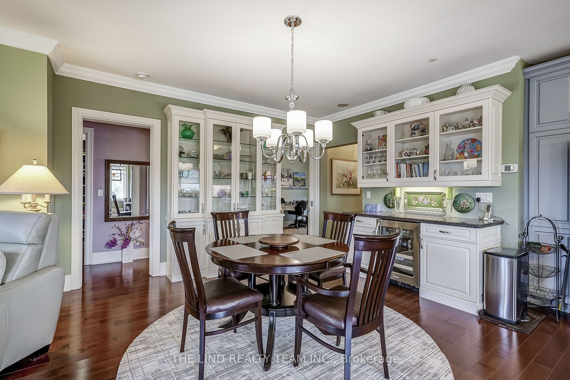 80 Burns Blvd, #227