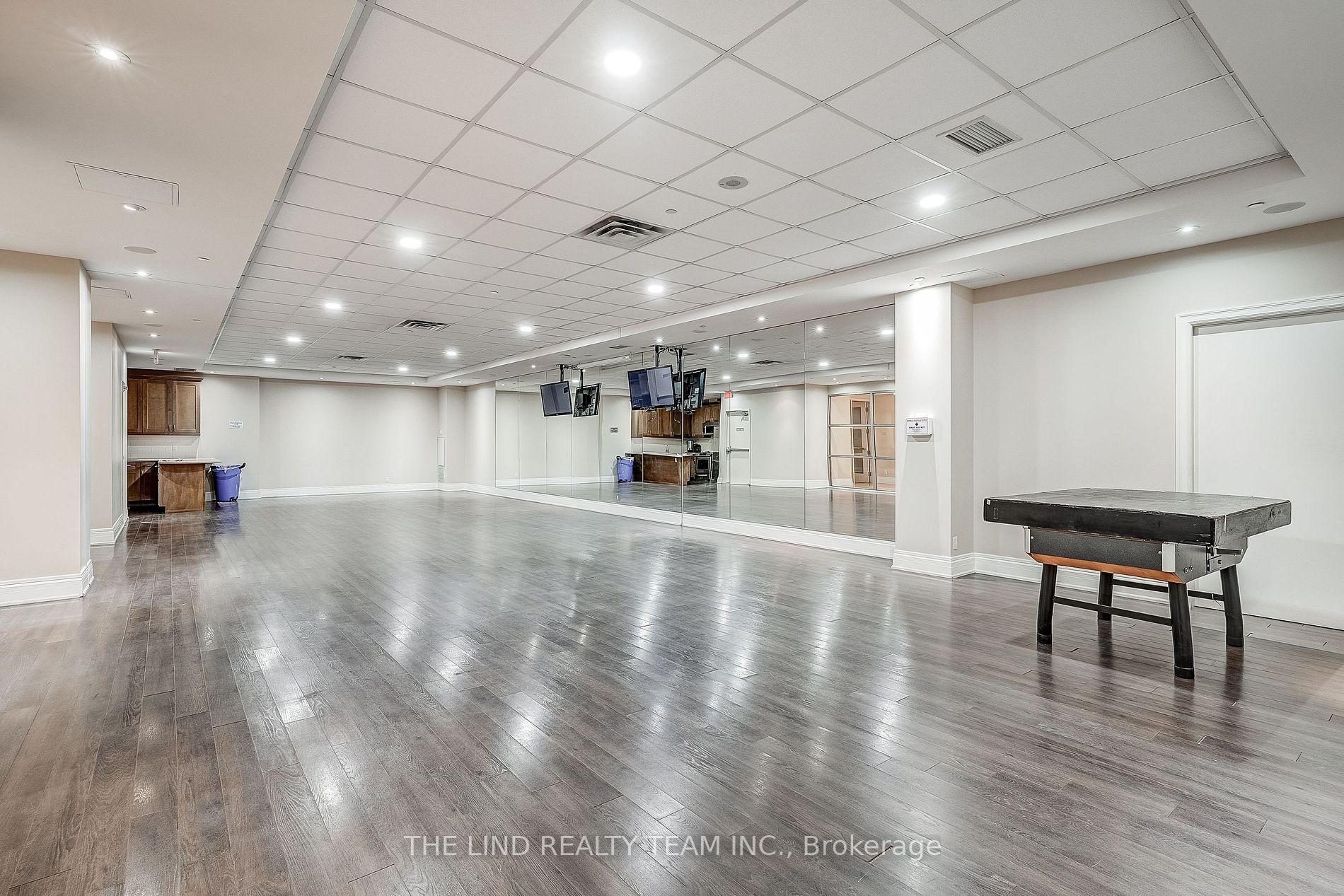 80 Burns Blvd, #227