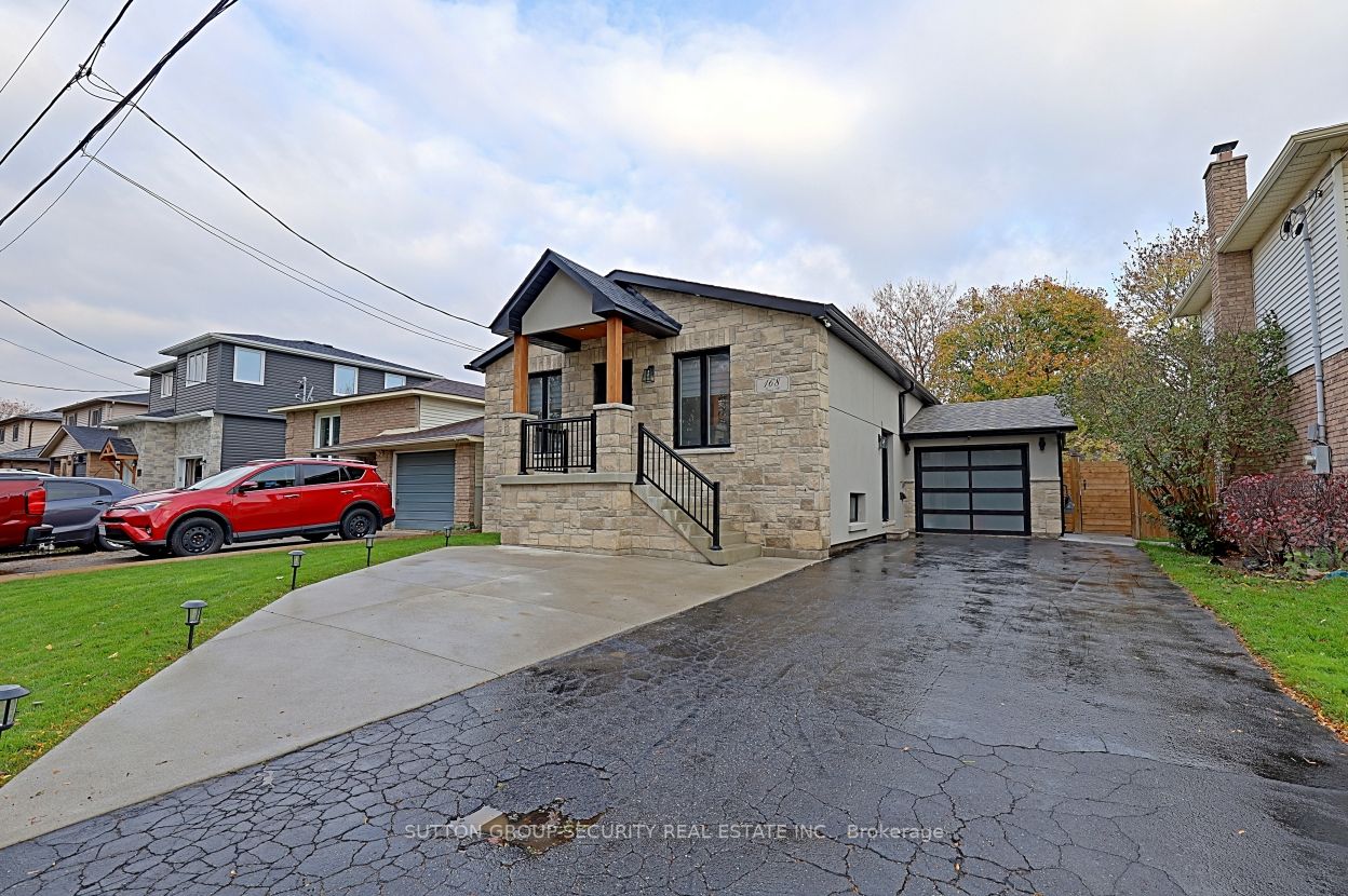 168 Queen St