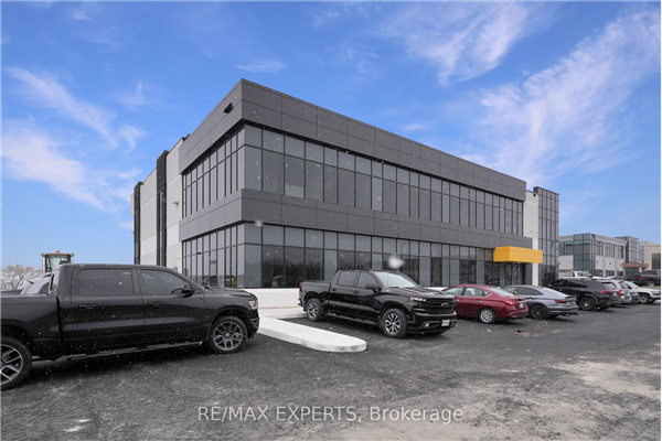 290 Rodinea Rd, Vaughan