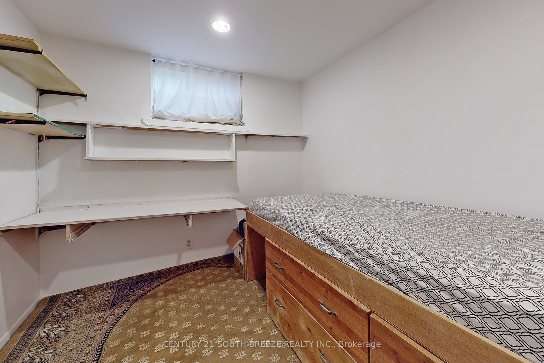 18 Joanna Cres