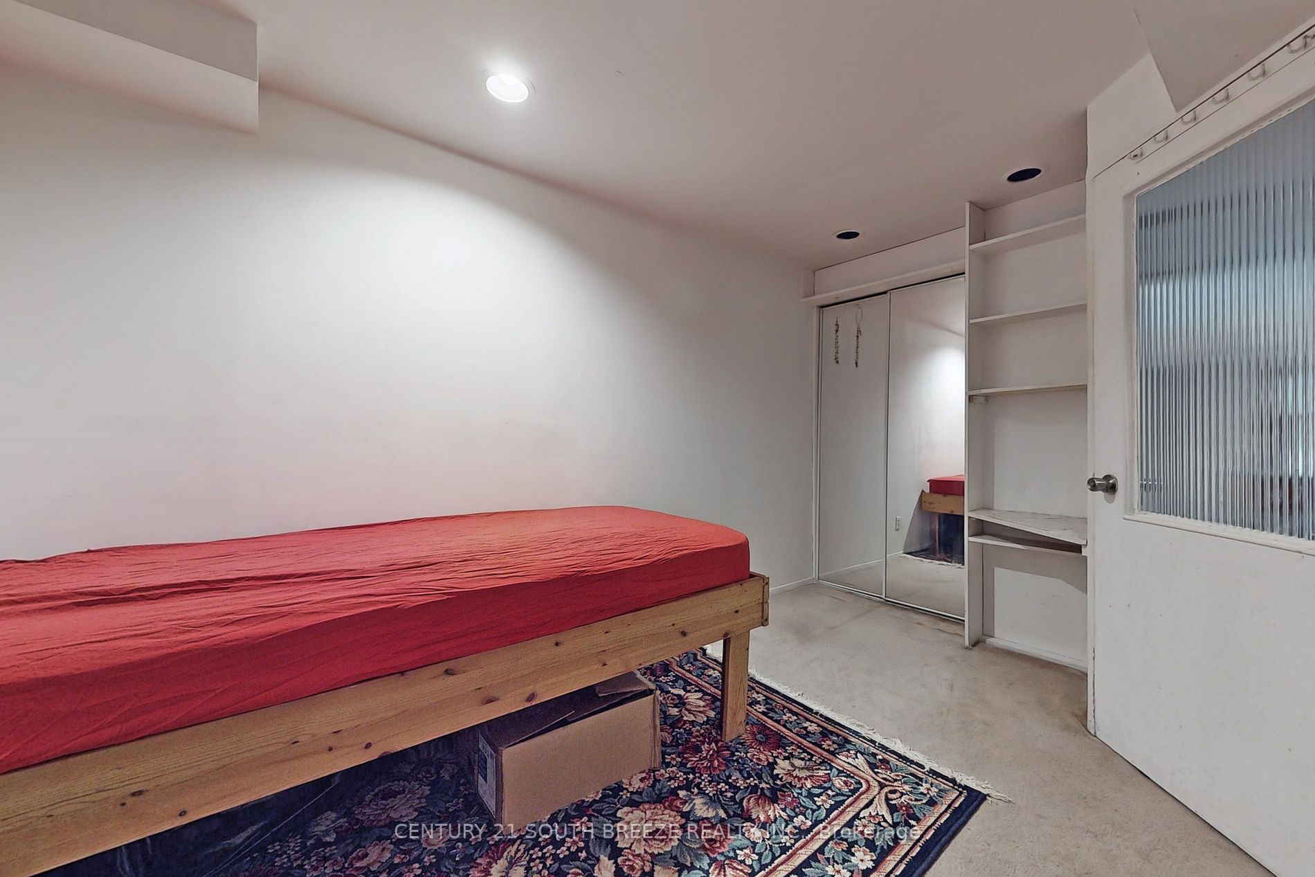 18 Joanna Cres