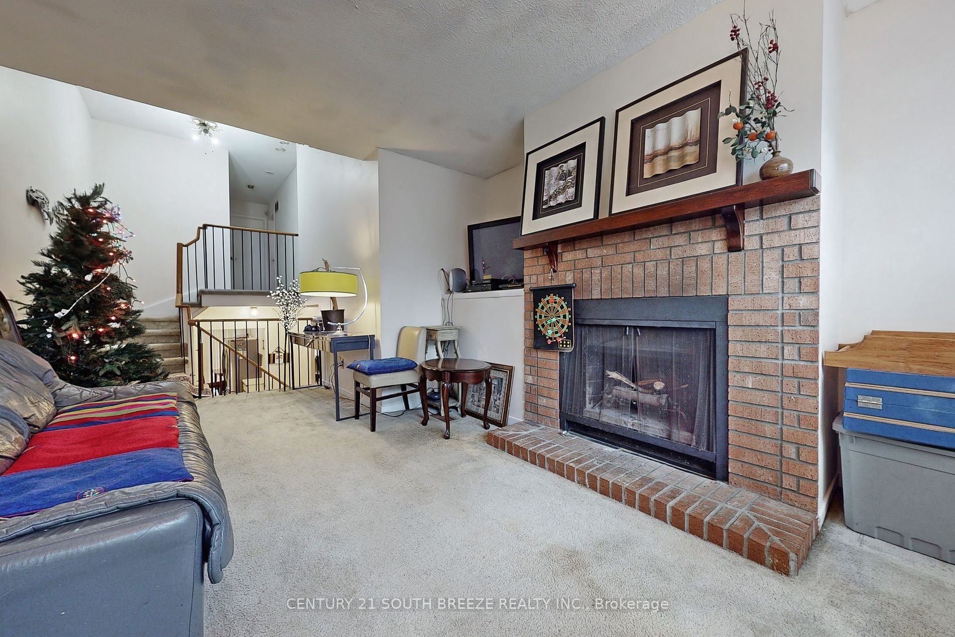 18 Joanna Cres