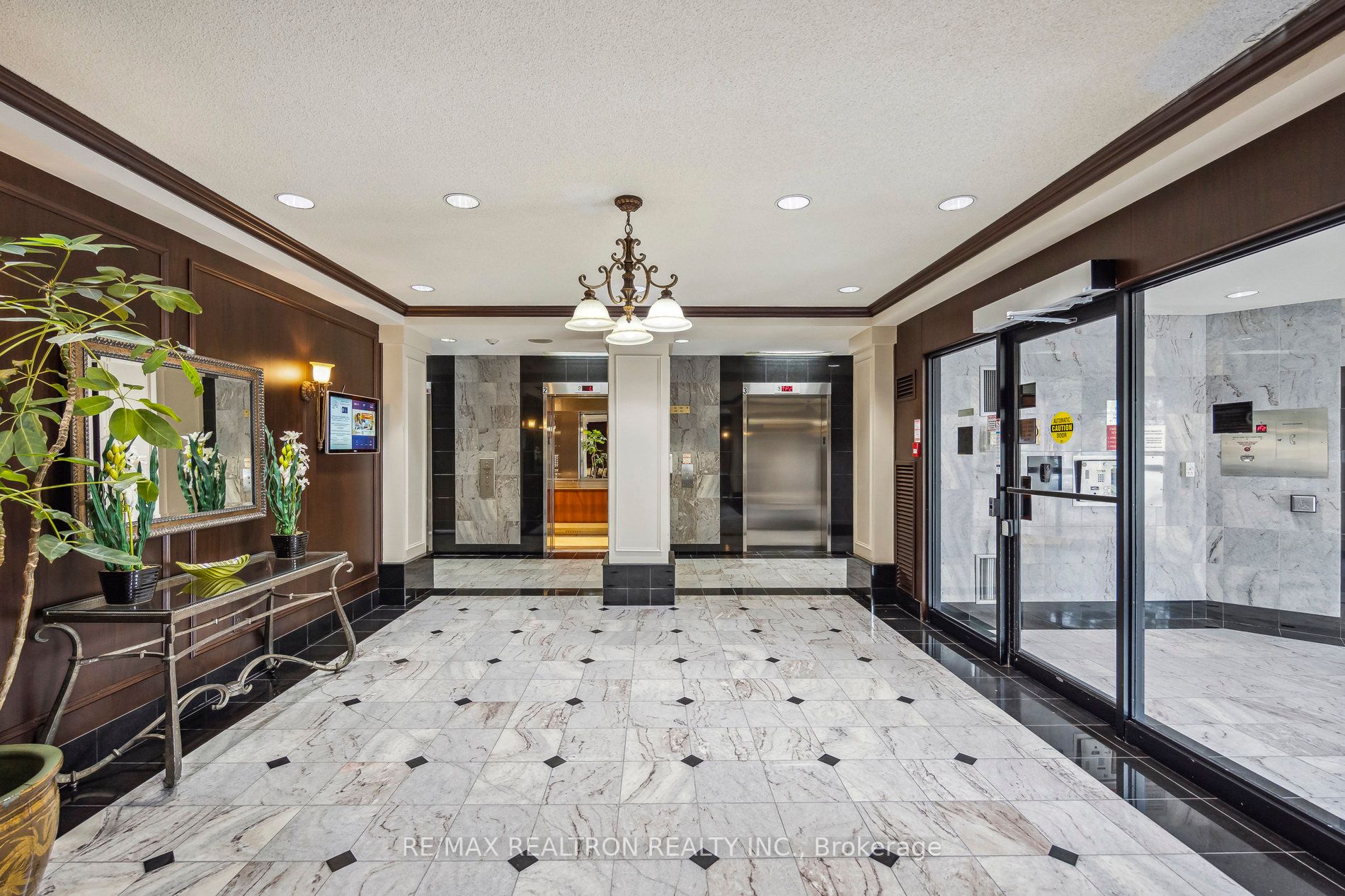 110 Promenade Circ, #107