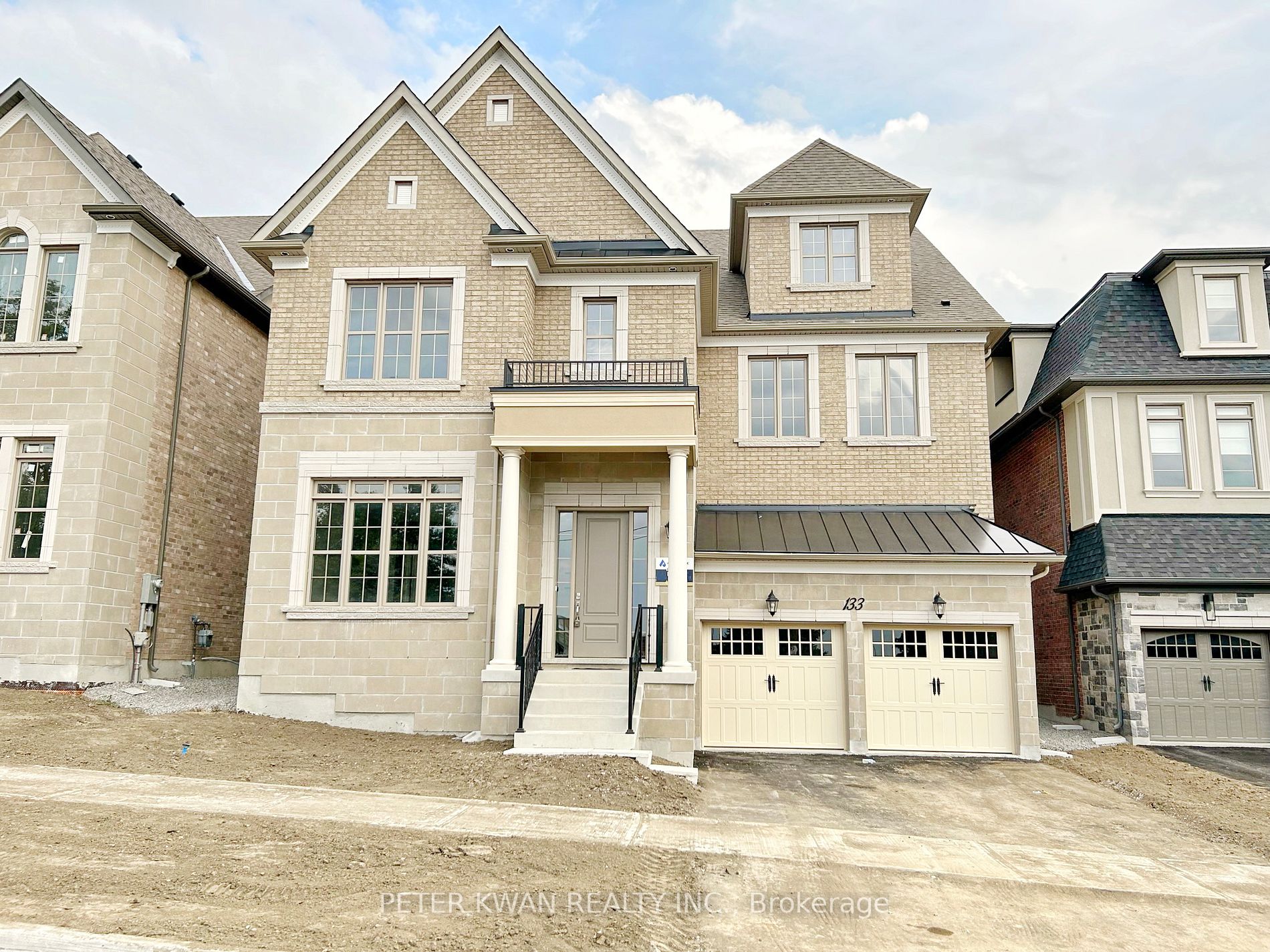 133 Hillsview Dr
