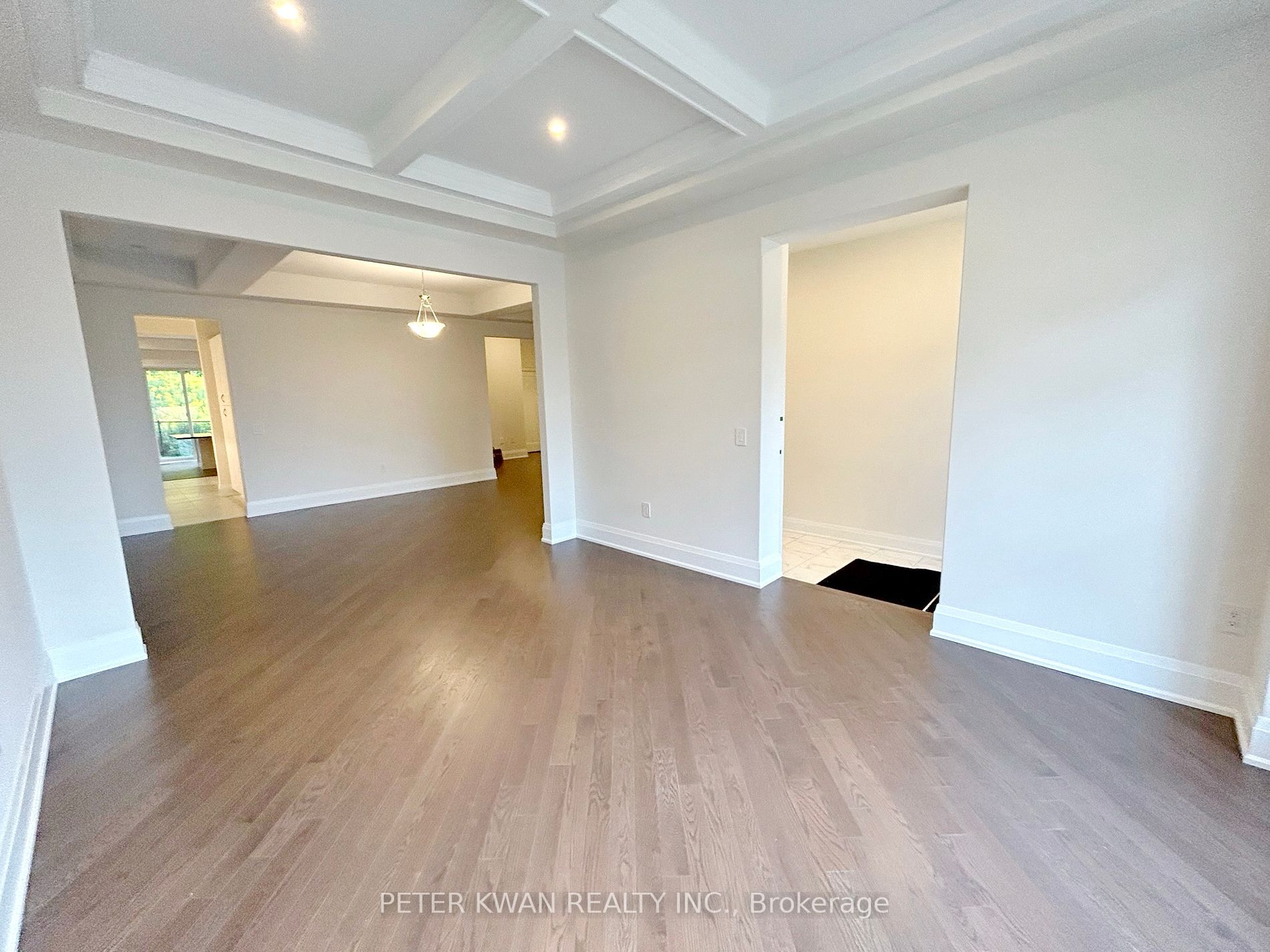 133 Hillsview Dr