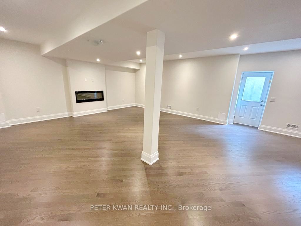 133 Hillsview Dr