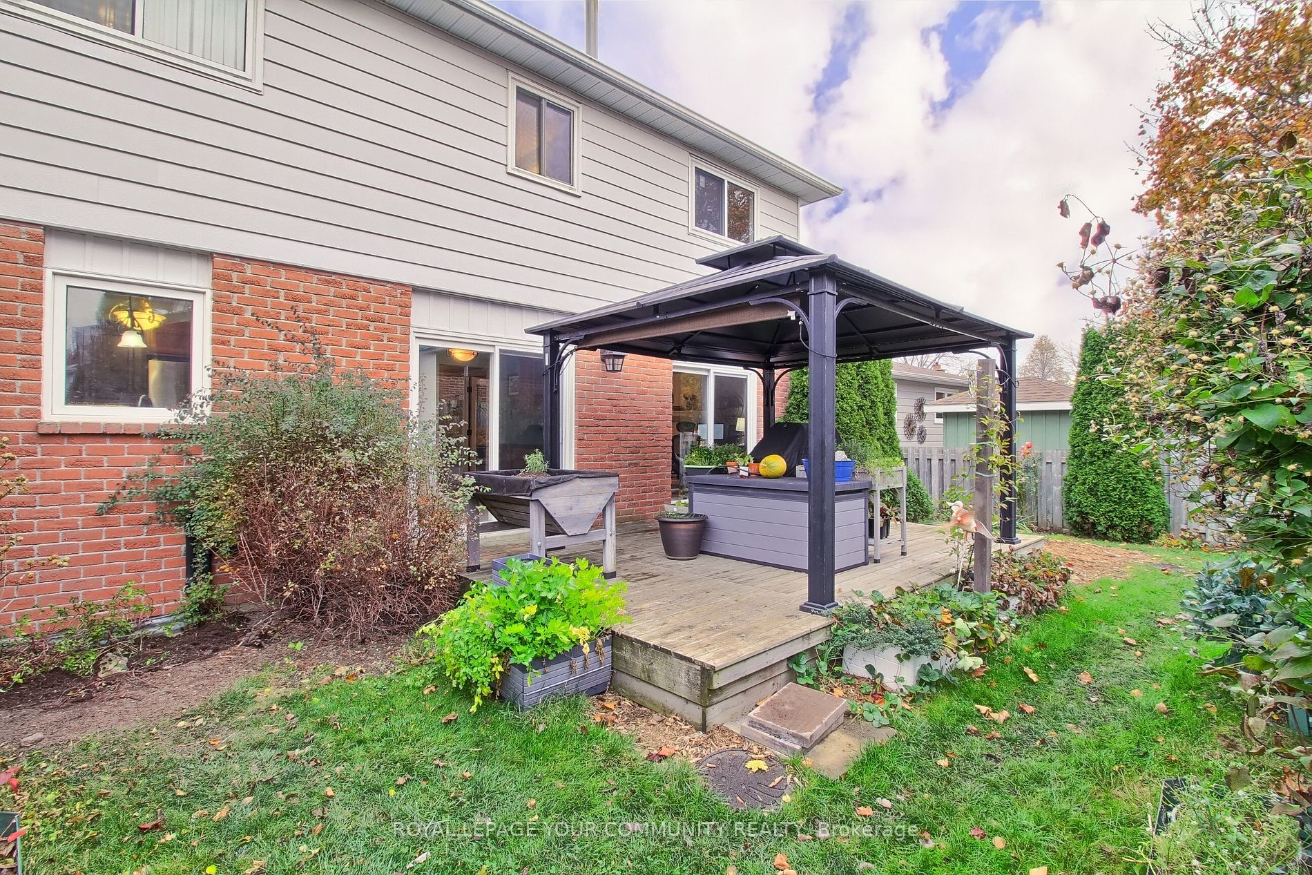 28 Patrician Crt