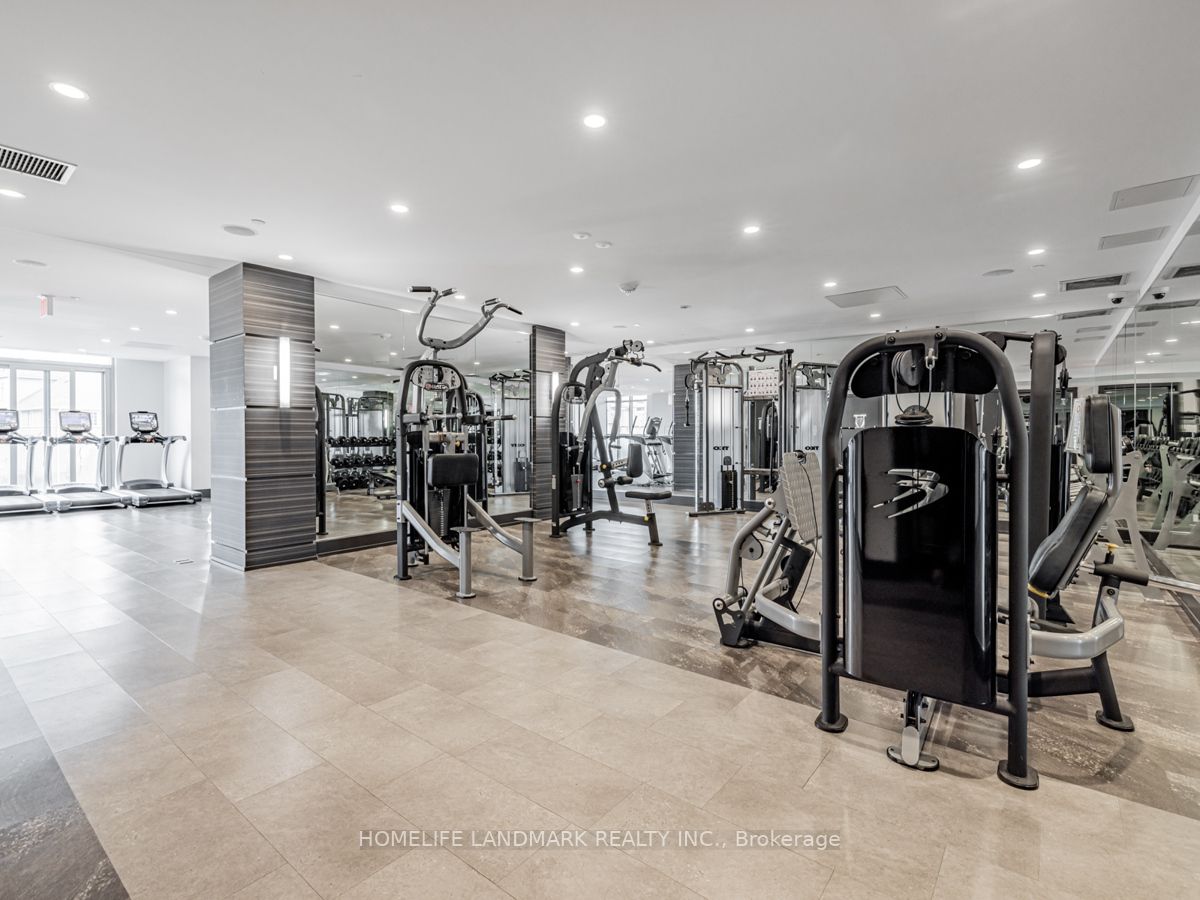 9471 Yonge Street, #213