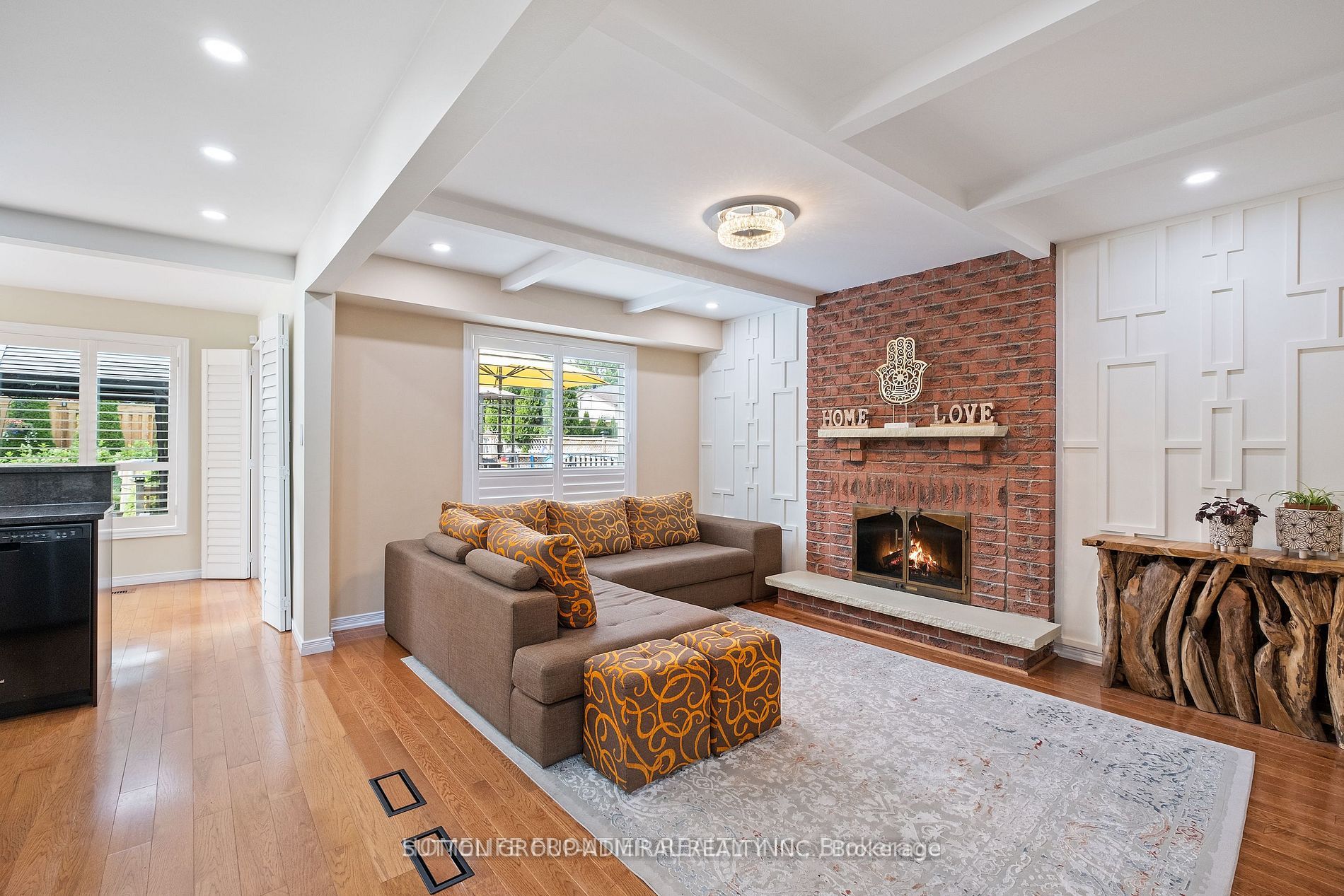 98 Colony Trail Blvd