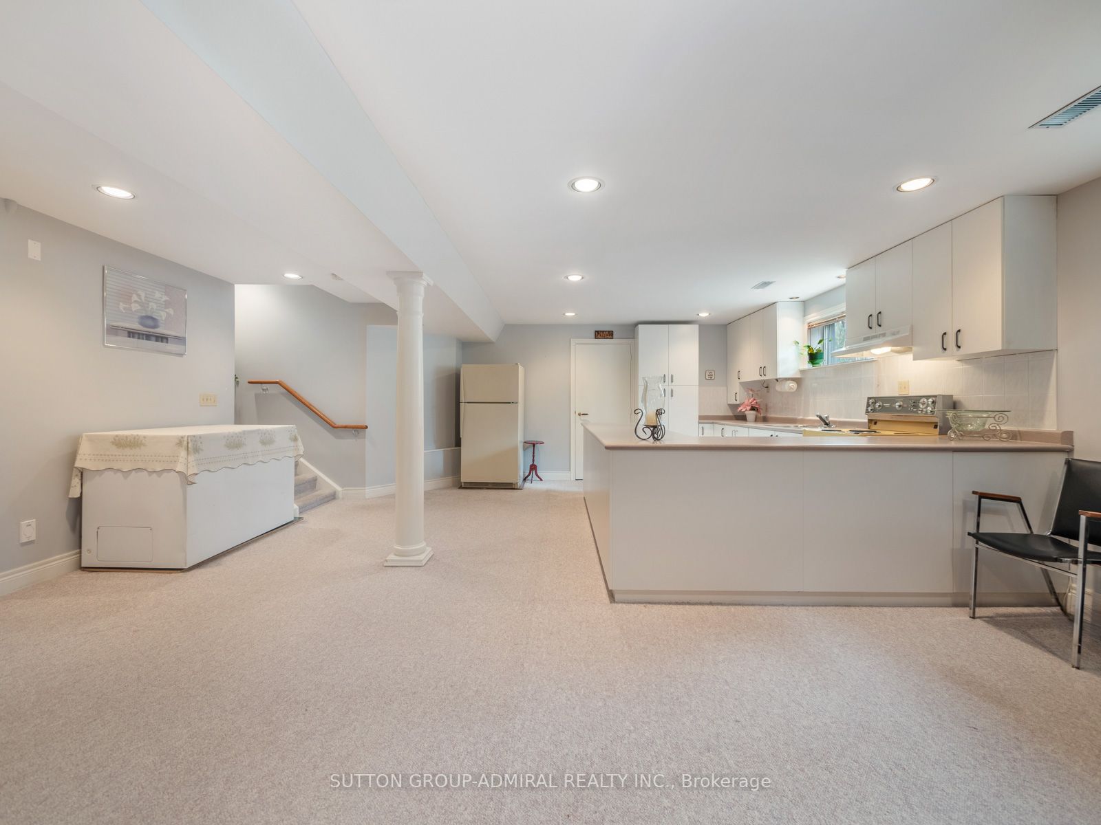 84 Pearson Ave